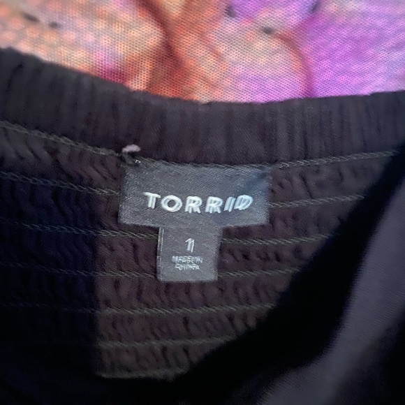 Torrid Black Stretch Challis Culotte Jumpsuit 1X - Picture 2 of 3